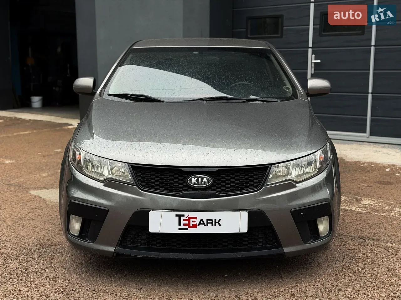 Kia Cerato 2011 photo 2