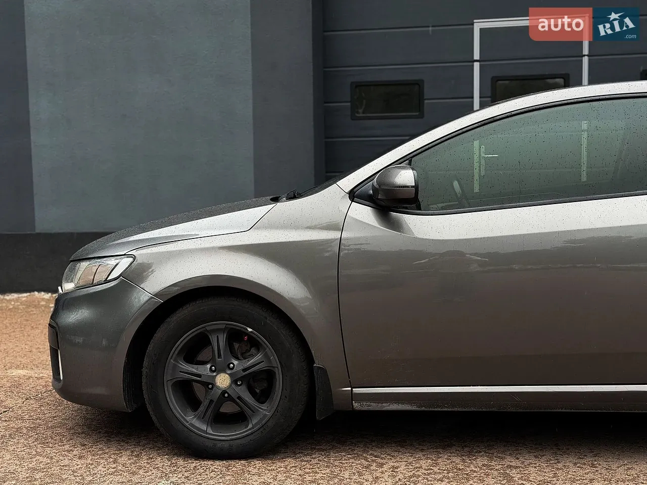 Kia Cerato 2011 photo 4