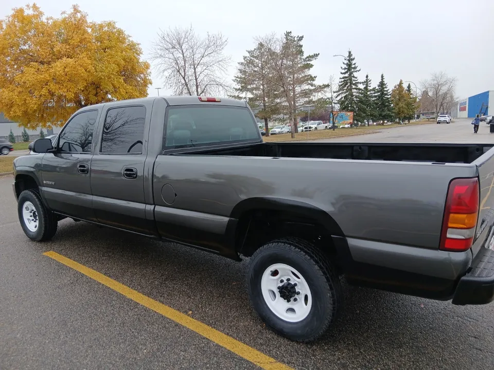 Chevrolet Silverado 2500Hd 2002 photo 3