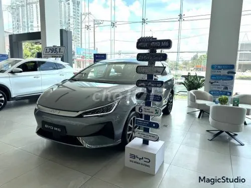 BYD M6 2026 photo 4