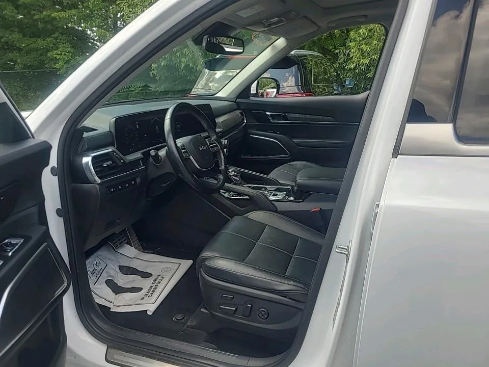 Kia Telluride 2023 photo 4