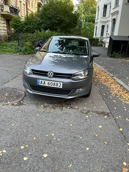 Volkswagen Polo 2012 photo 2