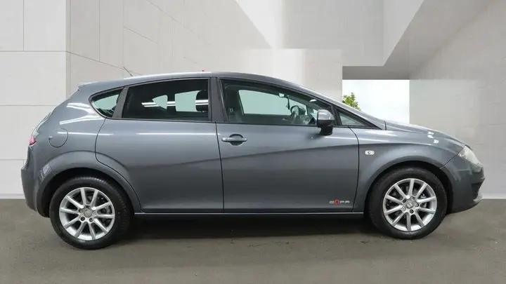 Seat Leon 2012 photo 5