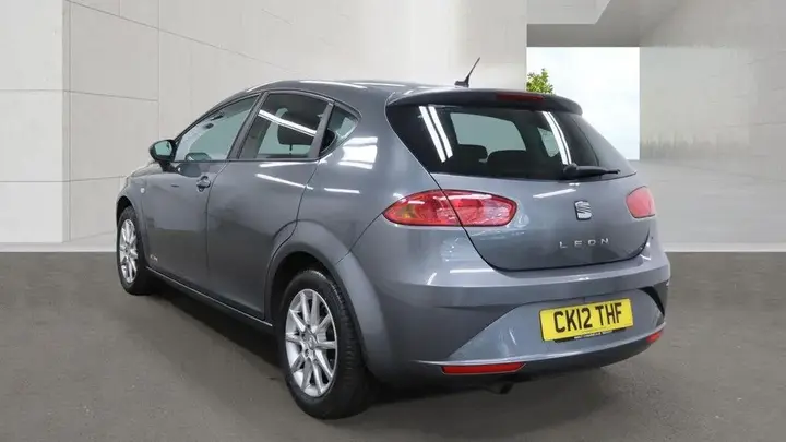 Seat Leon 2012 photo 3