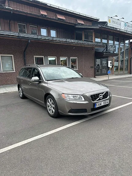 Volvo V70 2011 photo 3