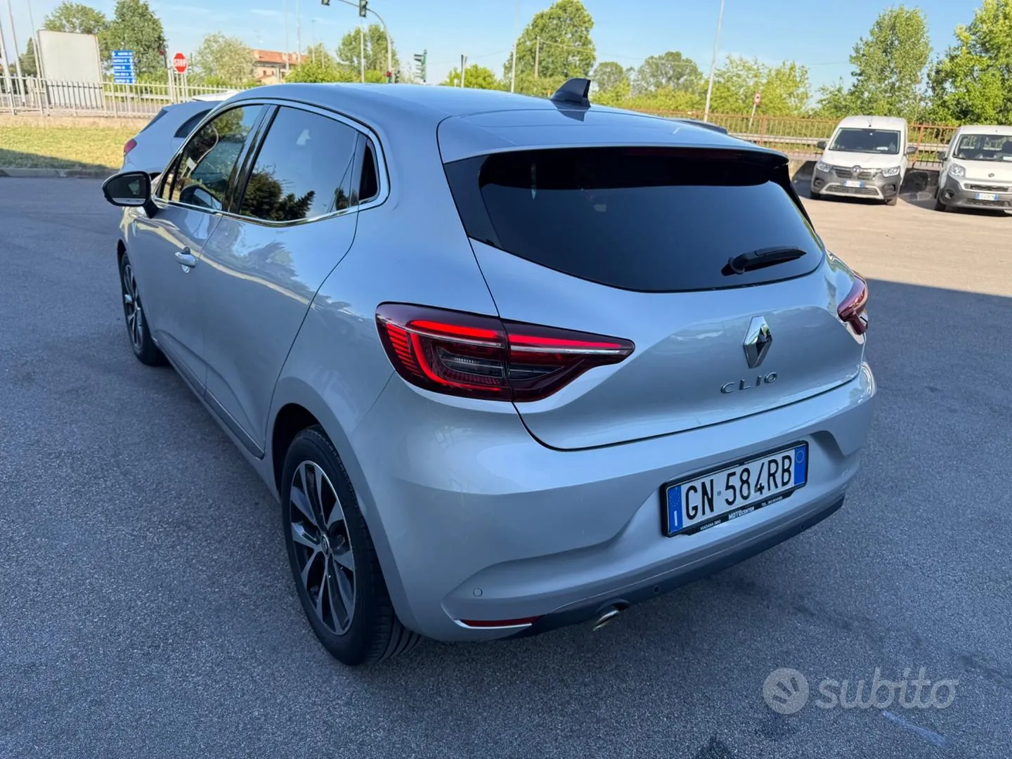 Renault Clio 2023 photo 3