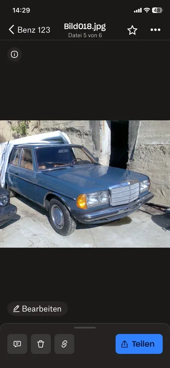 Mercedes-Benz 240 D