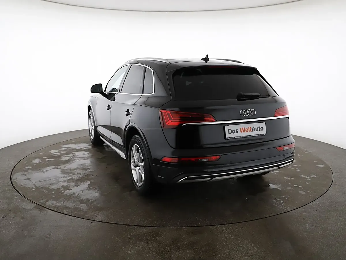 Audi Q5 2022 photo 2