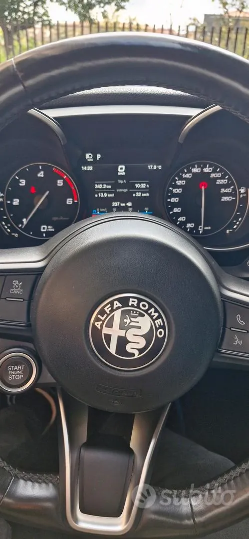 Alfa Romeo Giulia 2021 photo 4