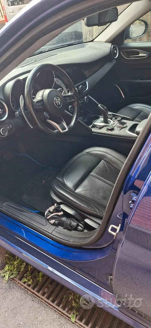 Alfa Romeo Giulia 2021 photo 5