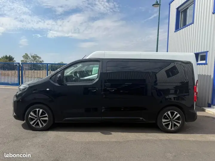 Peugeot Traveller 2024 photo 3