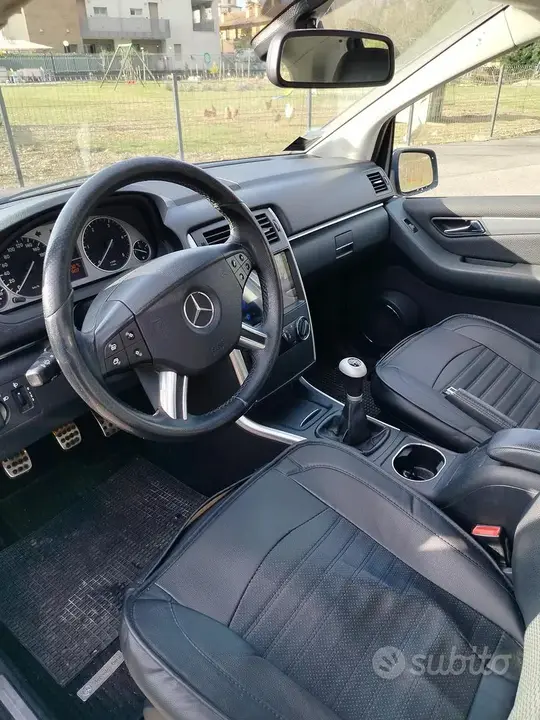 Mercedes-Benz C-Class 2008 photo 4