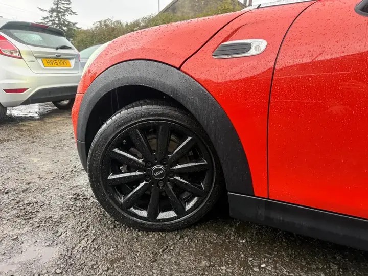 Mini Hatch 2019 photo 4