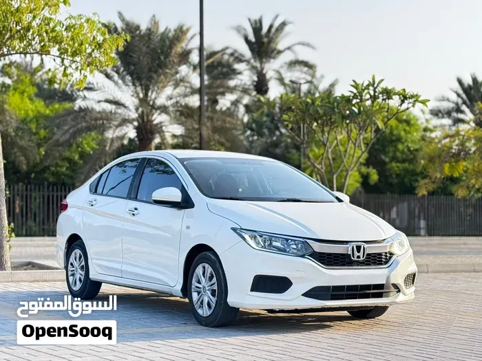 Honda City 2019 photo 2