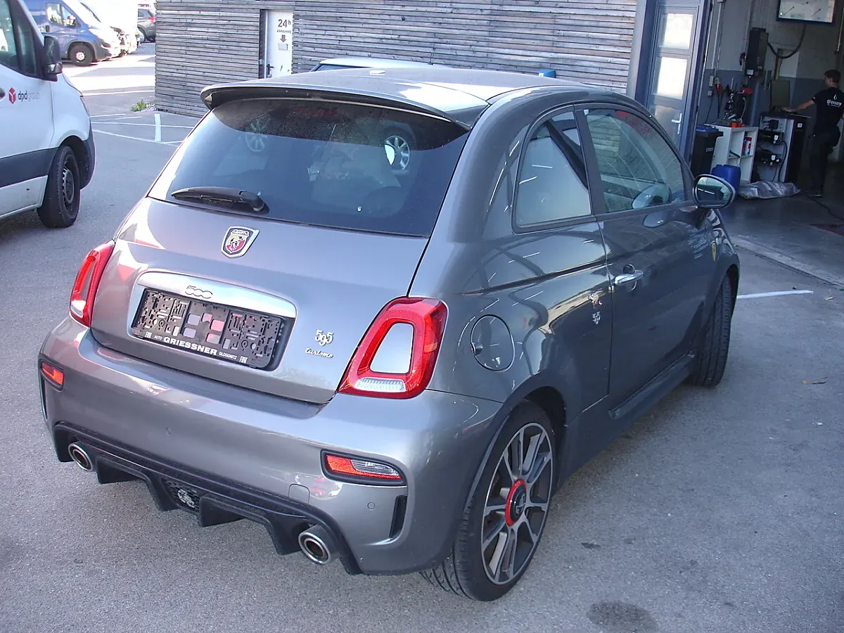 Abarth 500 2019 photo 3