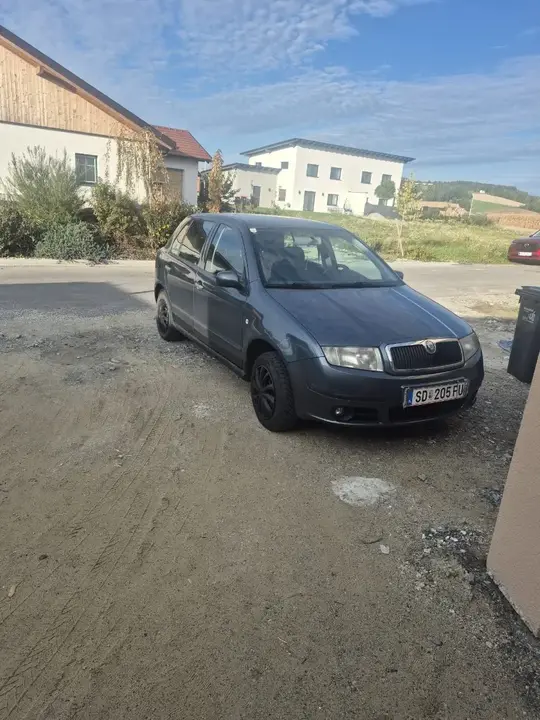 Skoda Fabia 2005 photo 3