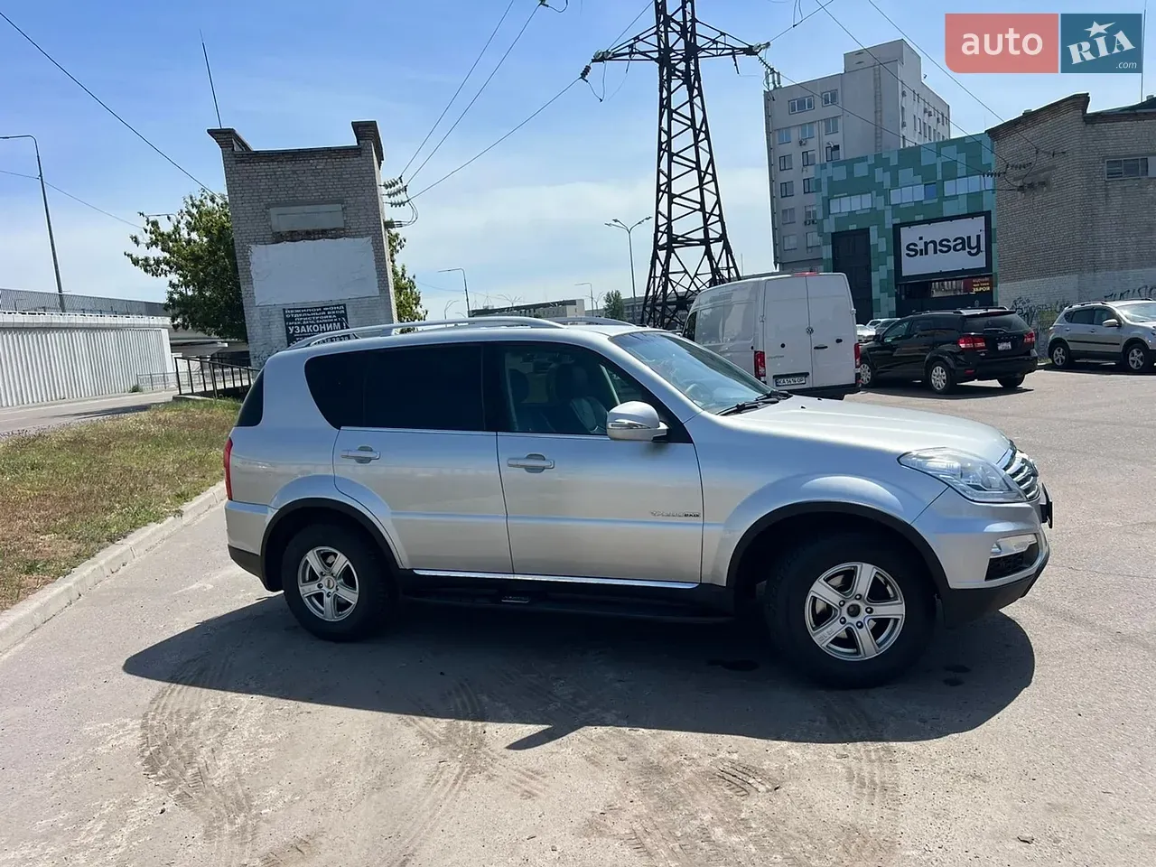 KG Mobility Rexton 2015 photo 4