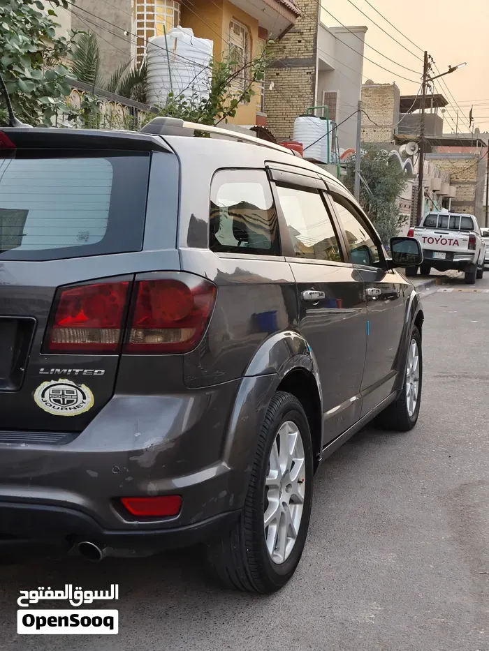 Dodge Journey 2014 photo 2