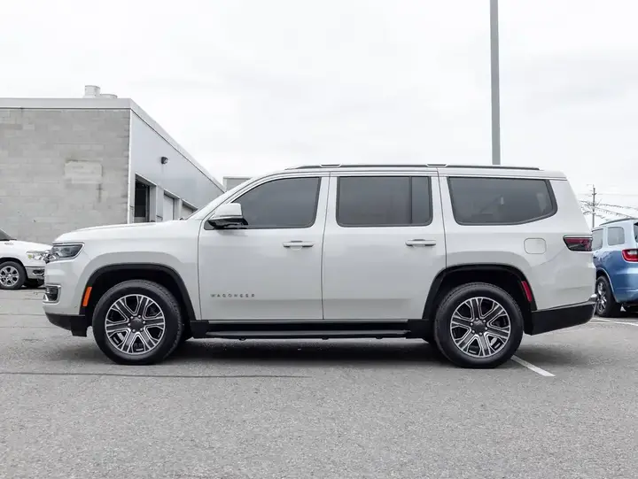 Jeep Wagoneer 2022 photo 3