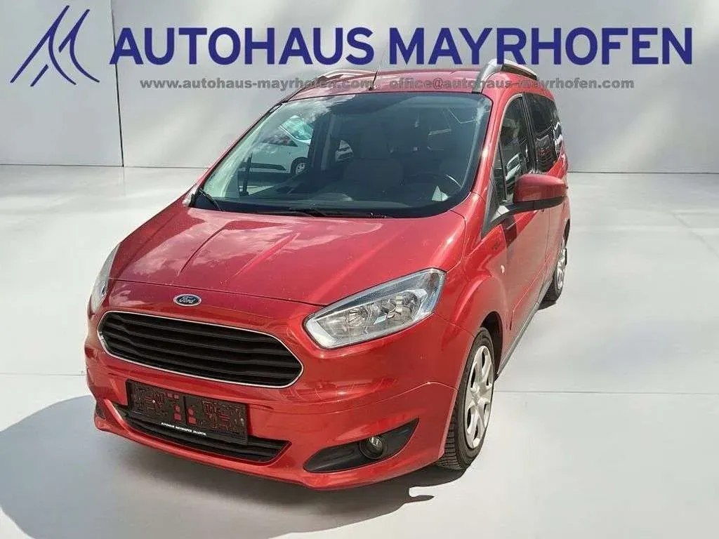 Ford Tourneo Courier Titanium