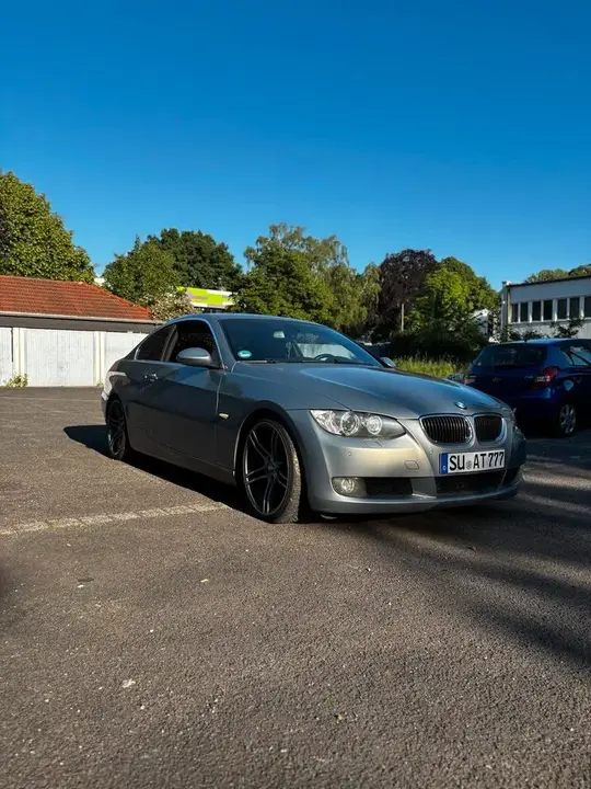 BMW E92 325I
