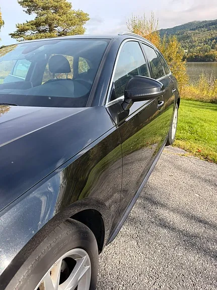Audi A4 2018 photo 2