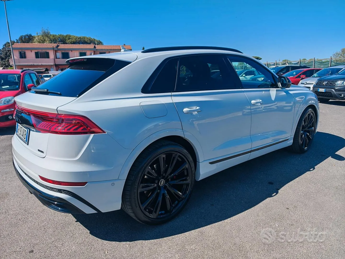 Audi Q8 2023 photo 4