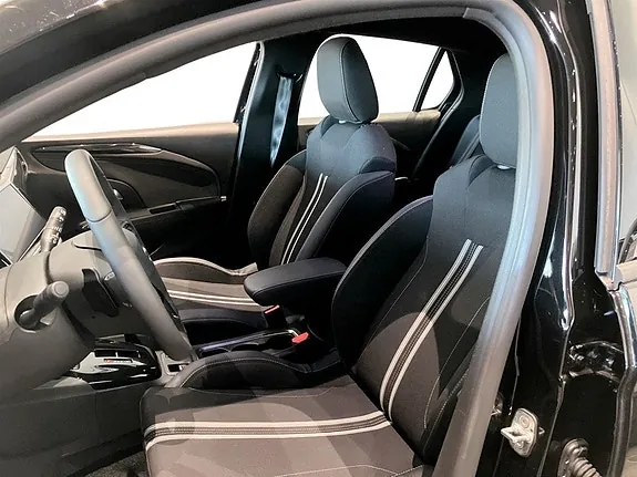 Opel Corsa 2024 photo 4