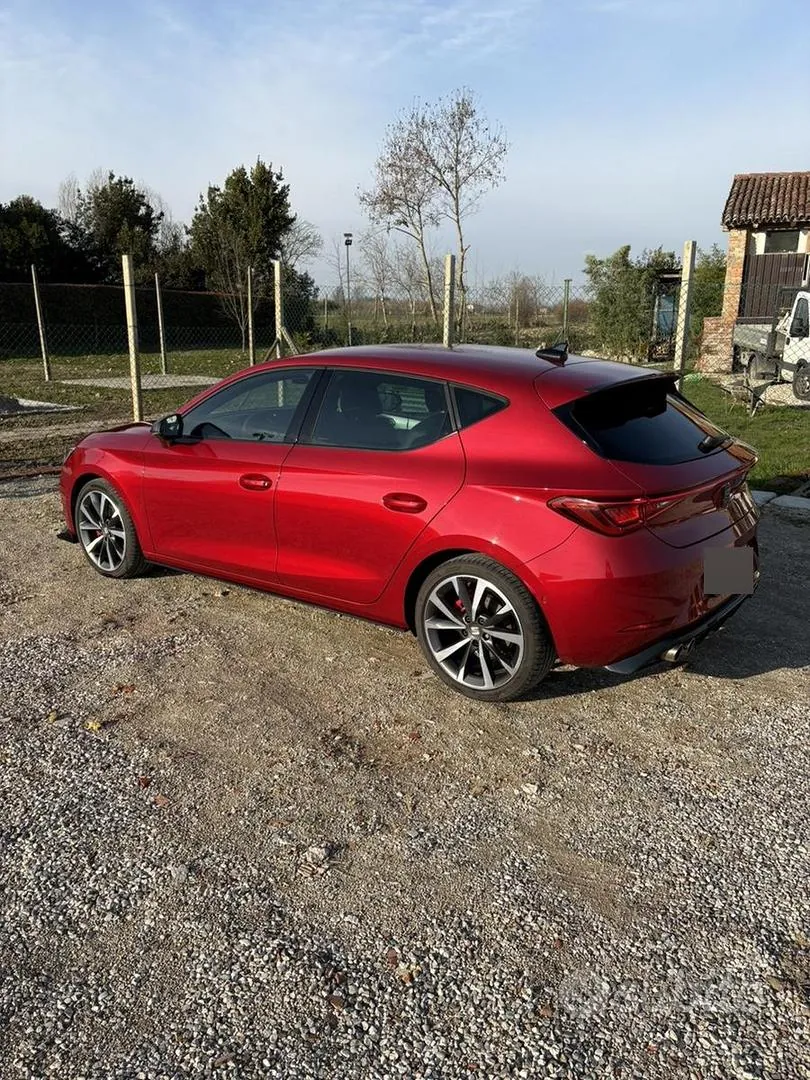 Seat Leon 2021 photo 2