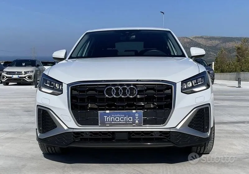 Audi Q2 2023 photo 2