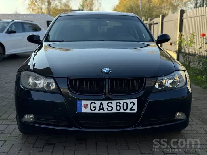 BMW 320I