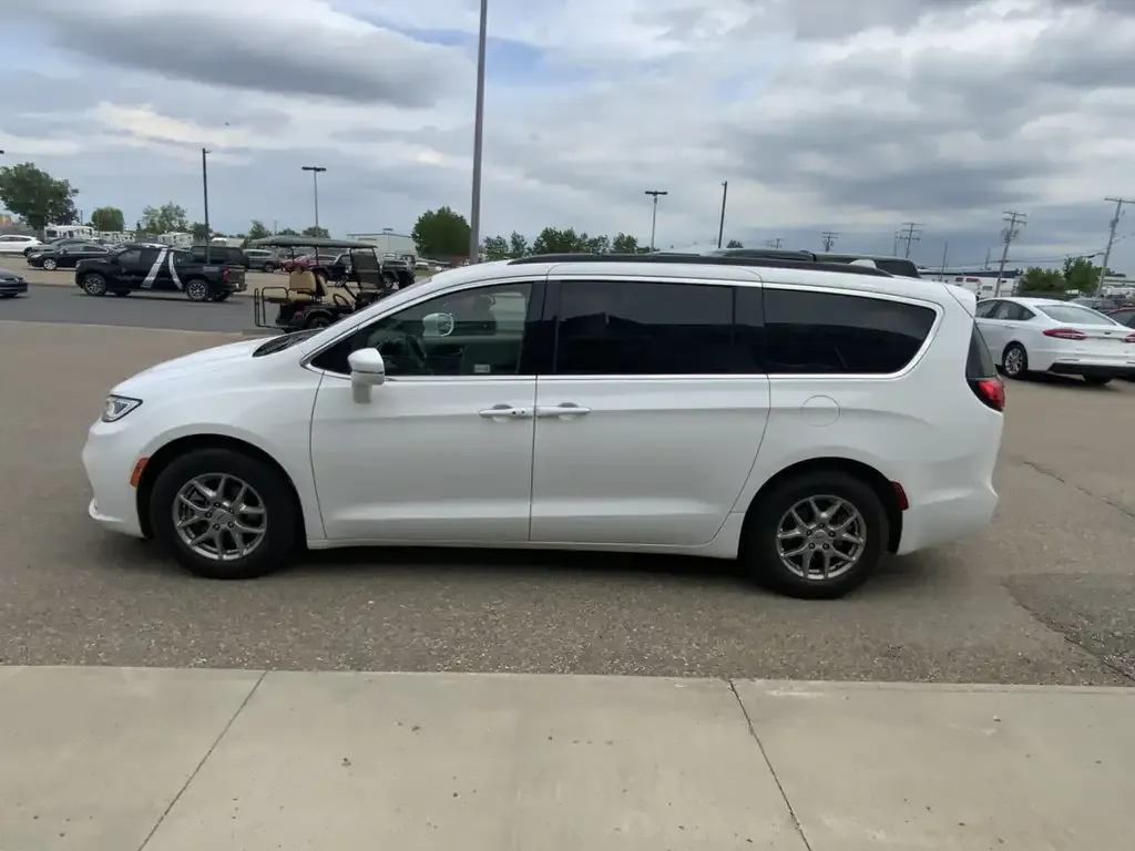 Chrysler Pacifica 2021 photo 5