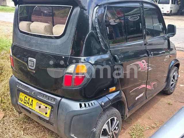 Bajaj Qute 2019 photo 2