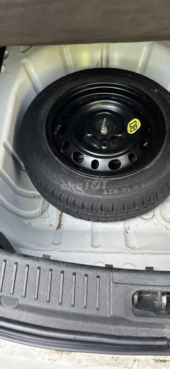 Ford Fiesta 2011 photo 4