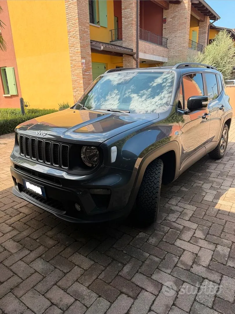 Jeep Renegade 2024 photo 2