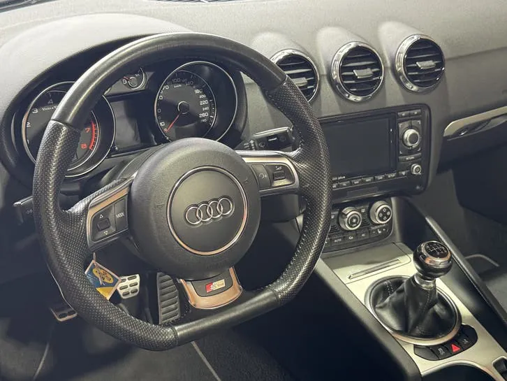 Audi Tt Roadster 2012 photo 3