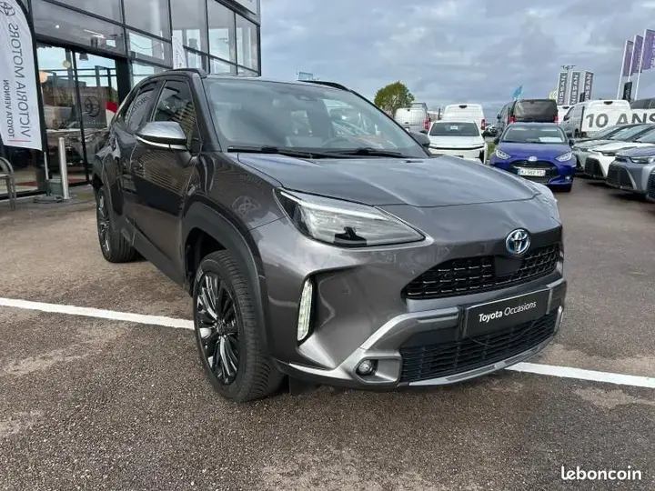 Toyota Yaris Cross 2022 photo 3