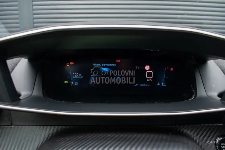 Peugeot 2008 2021 photo 2