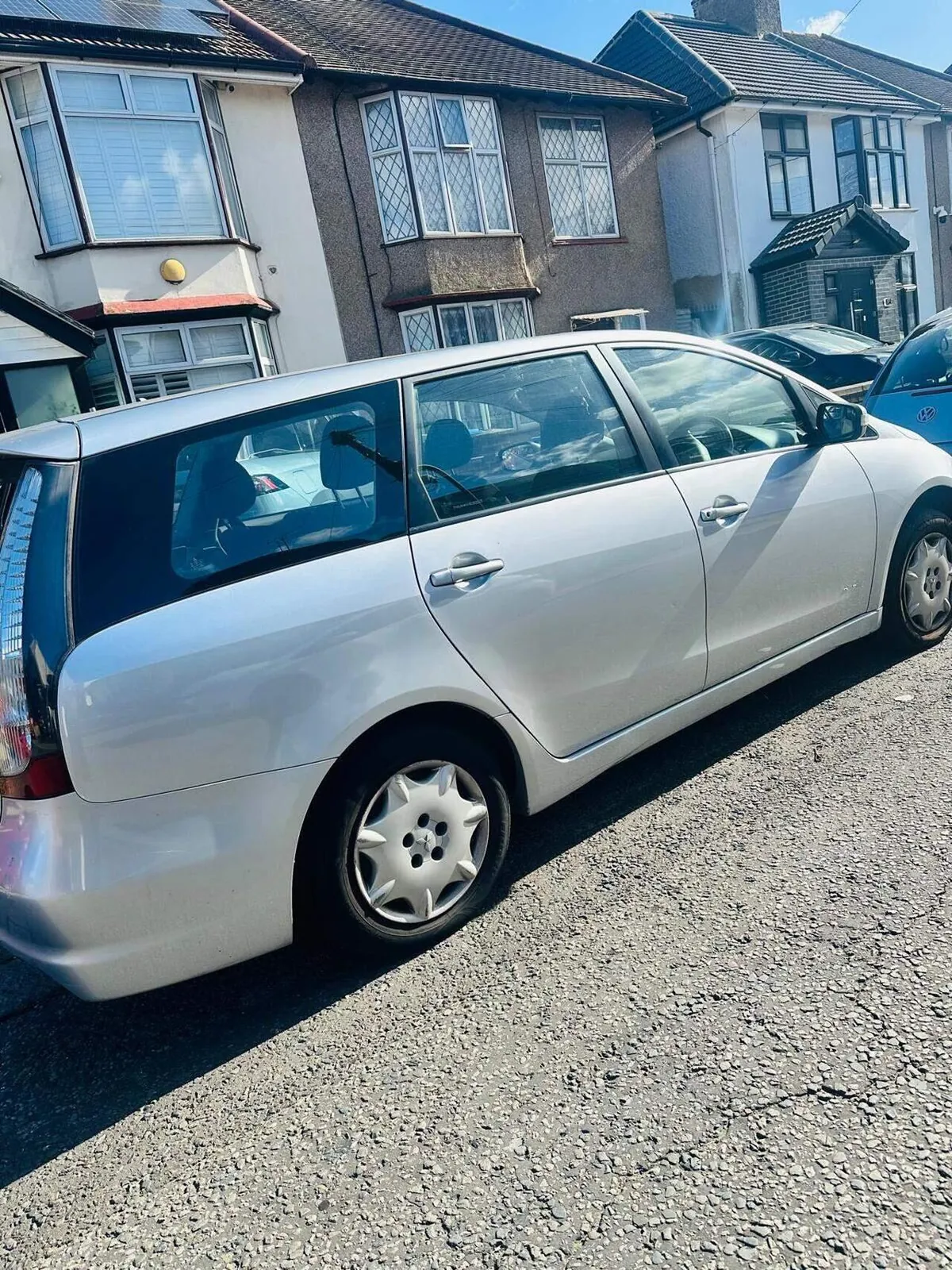 Mitsubishi Grandis 2008 photo 5
