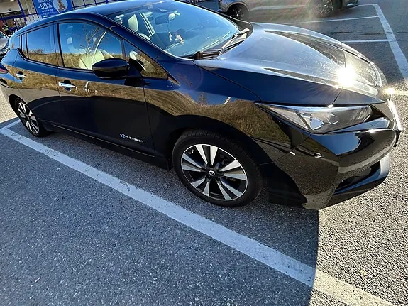 Nissan Leaf 2018 photo 3