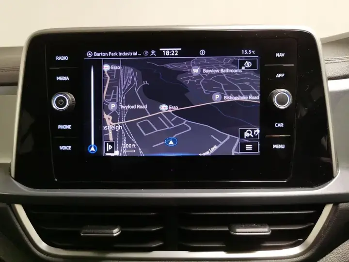 Volkswagen T-Roc 2023 photo 5