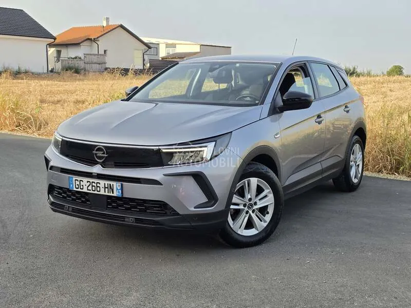 Opel Grandland X 2022 photo 2