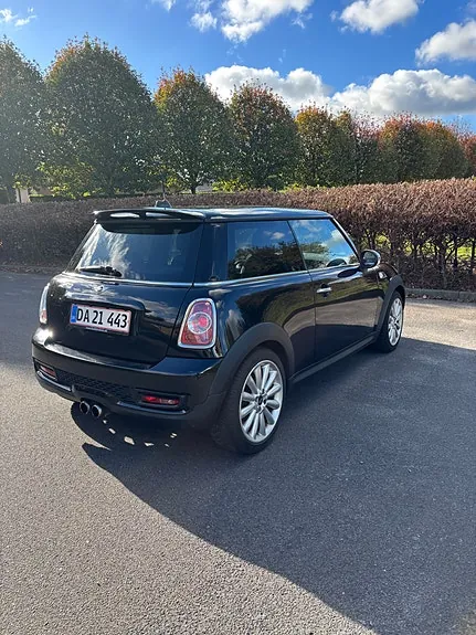 Mini Cooper S 2012 photo 4