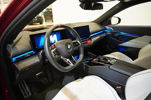 BMW M5 2025 photo 2