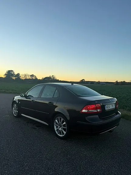 Saab 9-3 2004 photo 3