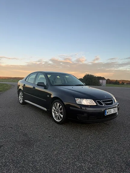 Saab 9-3 2004 photo 2