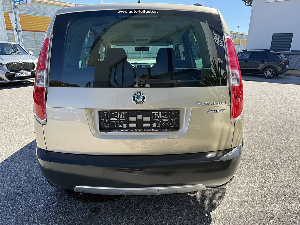 Skoda Roomster 2010 photo 3