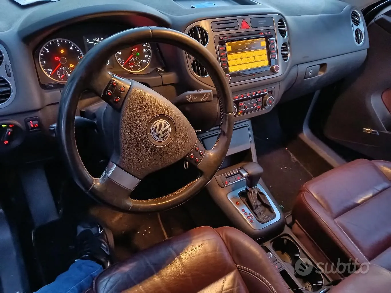 Volkswagen Tiguan 2010 photo 4