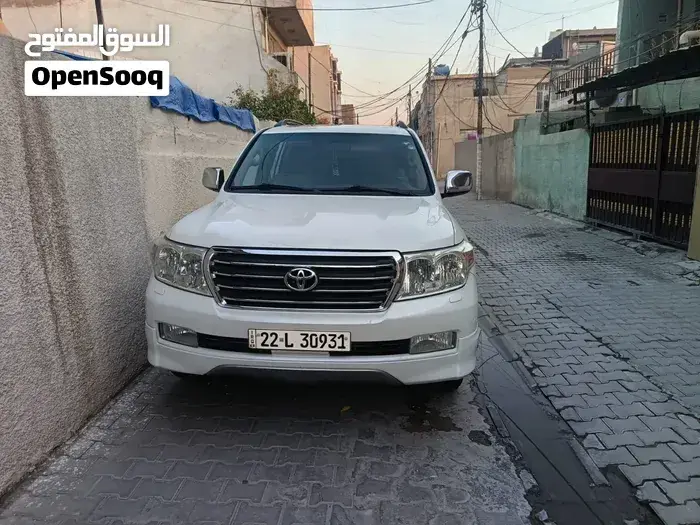 Toyota Land Cruiser 2010 photo 2