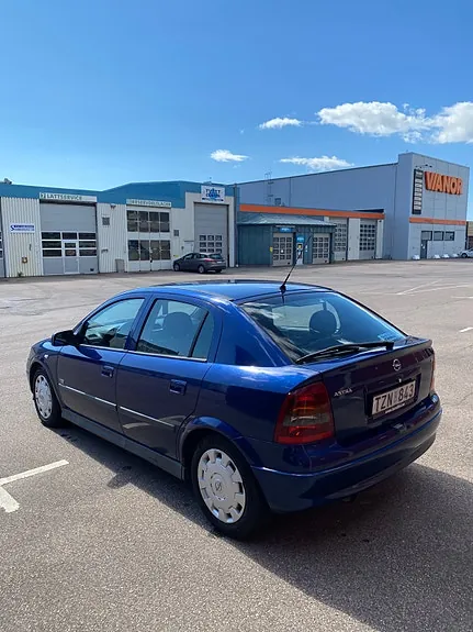 Opel Astra 2003 photo 2